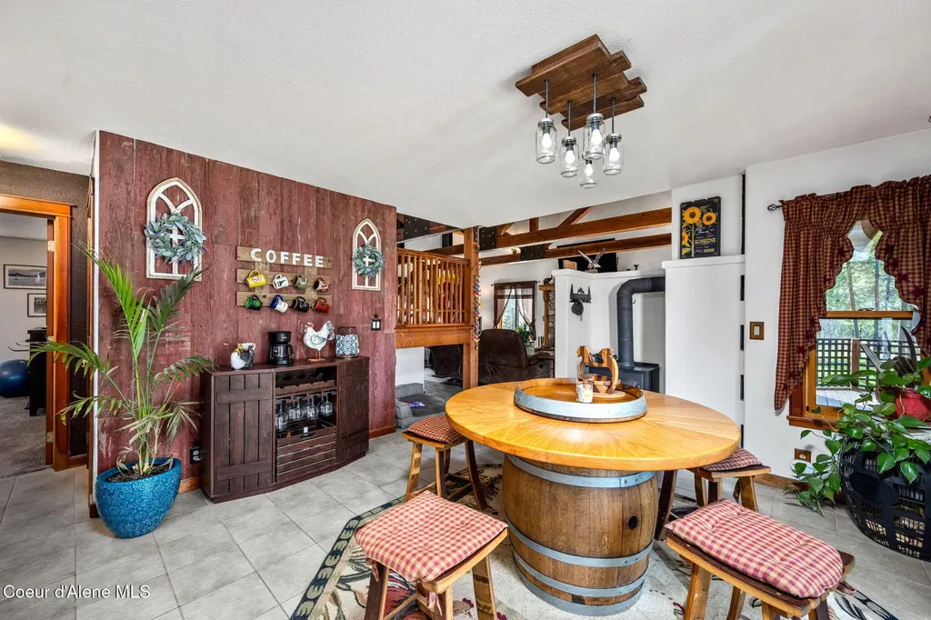 704 Hidden Creek Road Sagle ID 83860