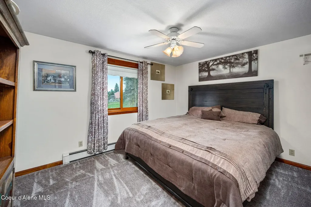 704 Hidden Creek Road Sagle ID 83860