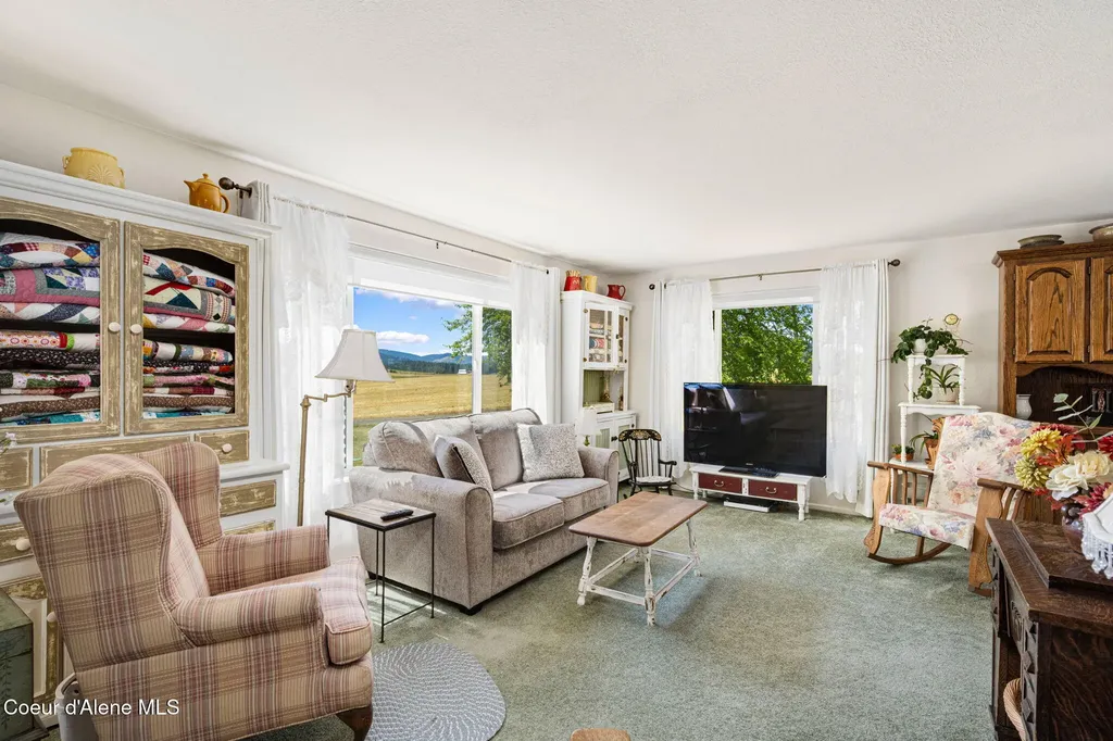 640 Renlow Road Plummer ID 83851
