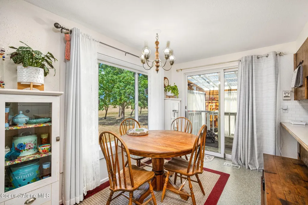 640 Renlow Road Plummer ID 83851