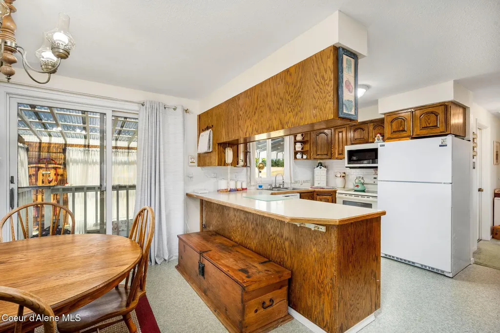 640 Renlow Road Plummer ID 83851