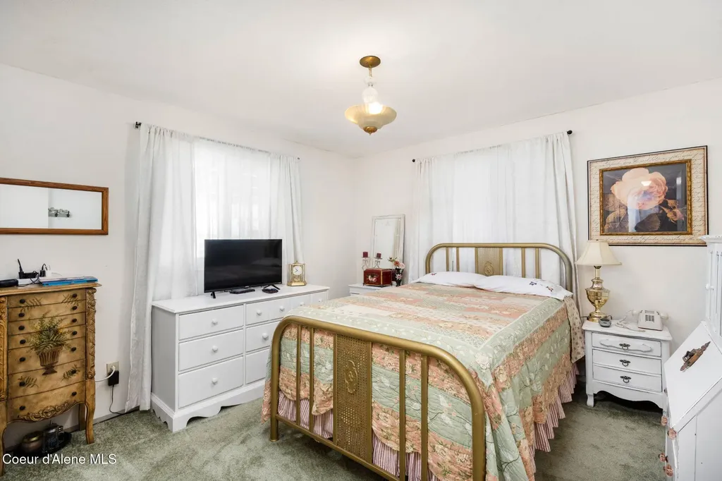 640 Renlow Road Plummer ID 83851