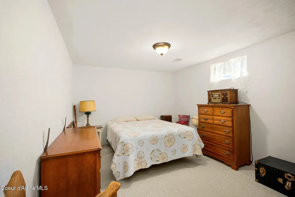 640 Renlow Road Plummer ID 83851