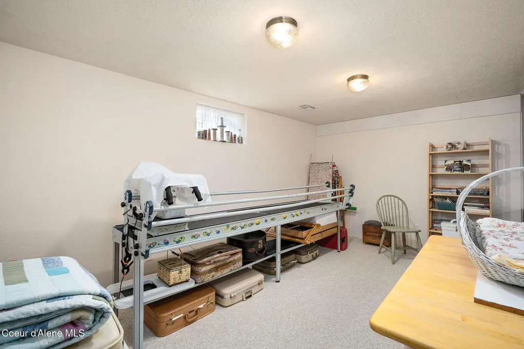 640 Renlow Road Plummer ID 83851