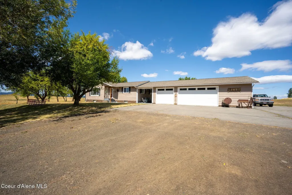 640 Renlow Road Plummer ID 83851
