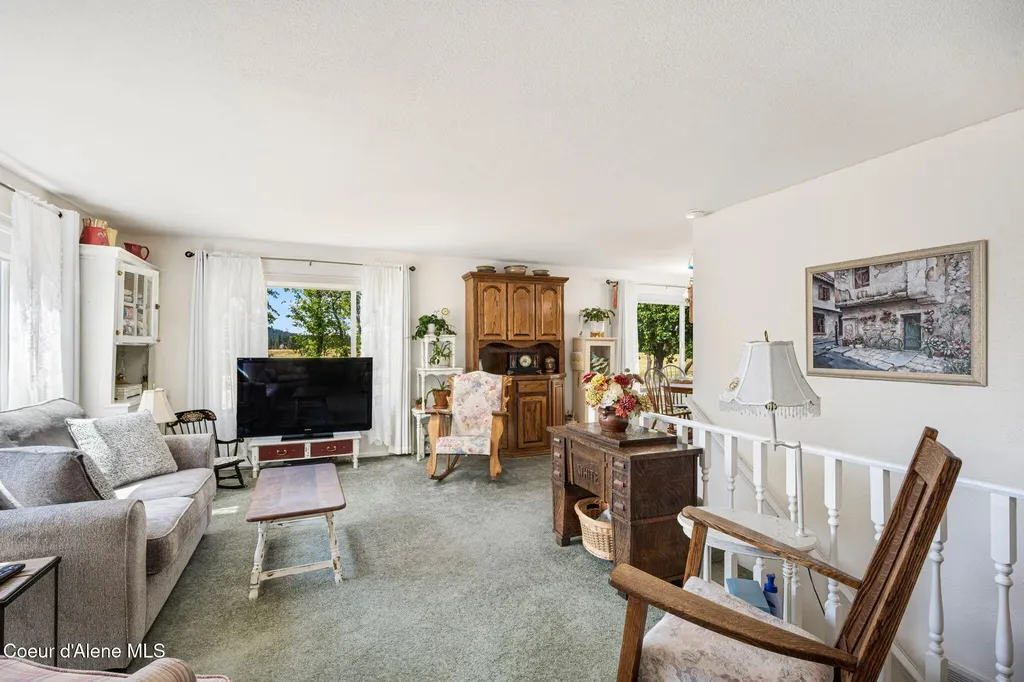 640 Renlow Road Plummer ID 83851