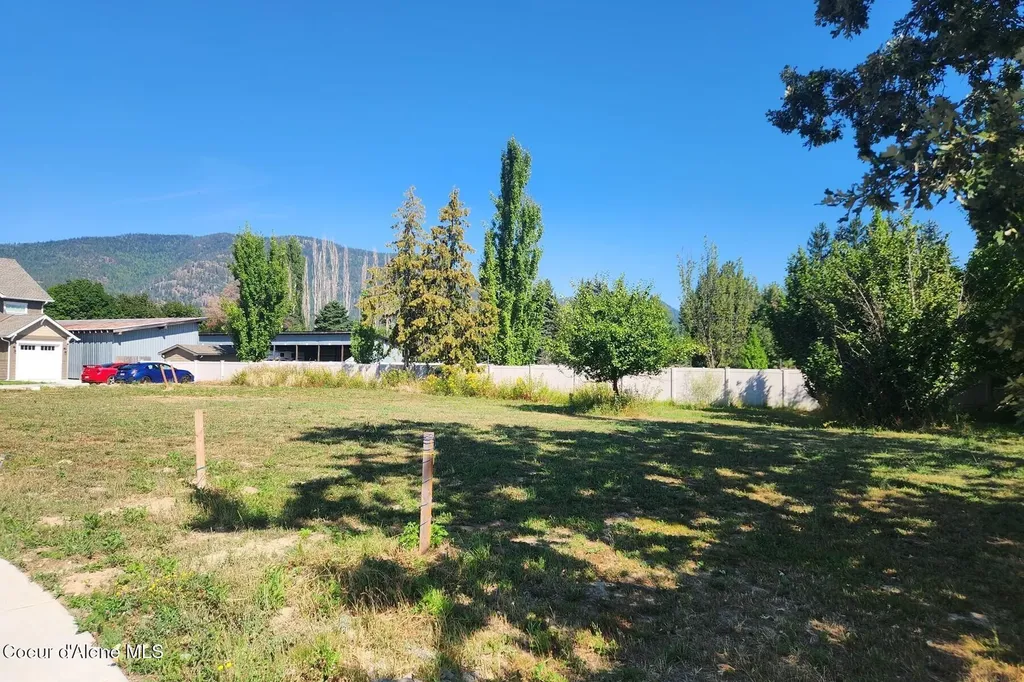 1704&1710 Irvine Way Sandpoint ID 83864
