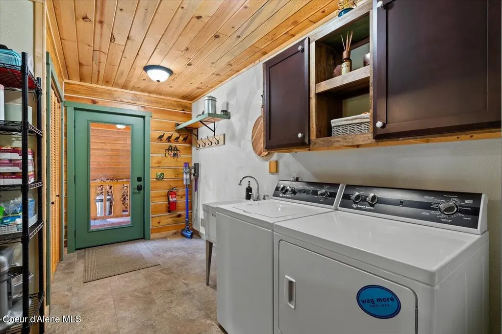 30989 N Walking Horse Lane Athol ID 83801