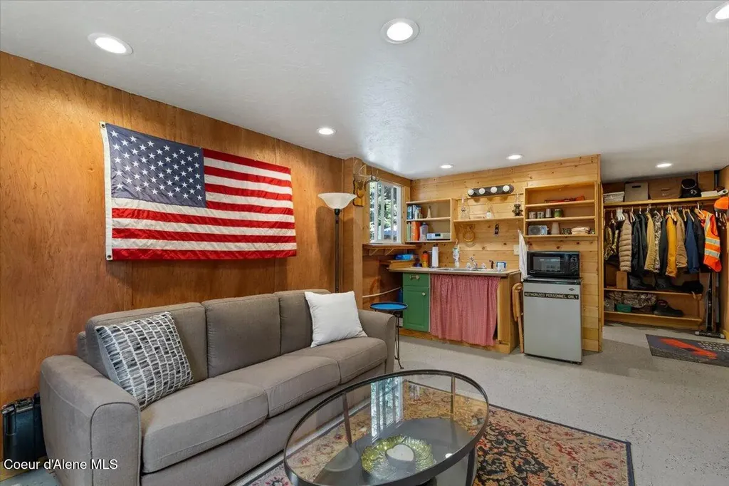 30989 N Walking Horse Lane Athol ID 83801