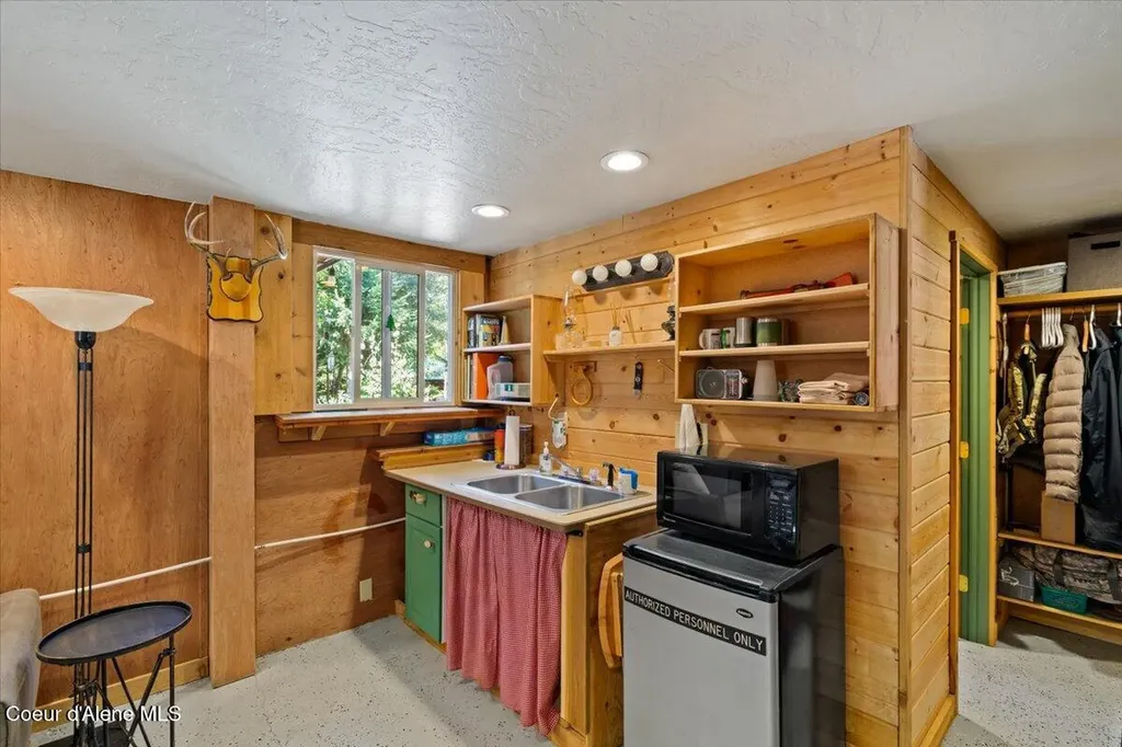 30989 N Walking Horse Lane Athol ID 83801