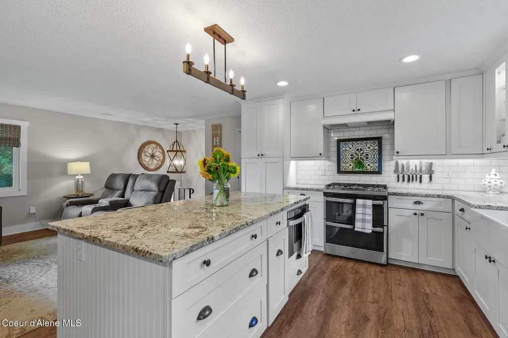 9636 N Idaho Road Post Falls ID 83854