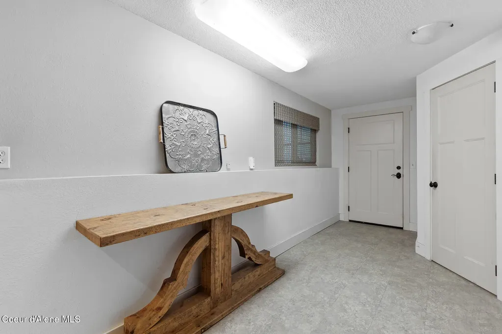 9636 N Idaho Road Post Falls ID 83854