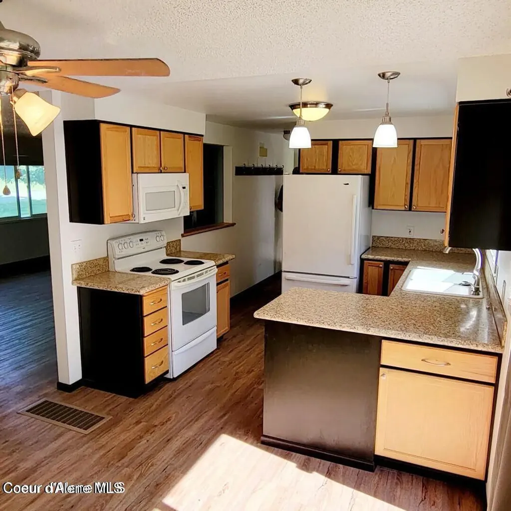 9636 N Idaho Road Post Falls ID 83854
