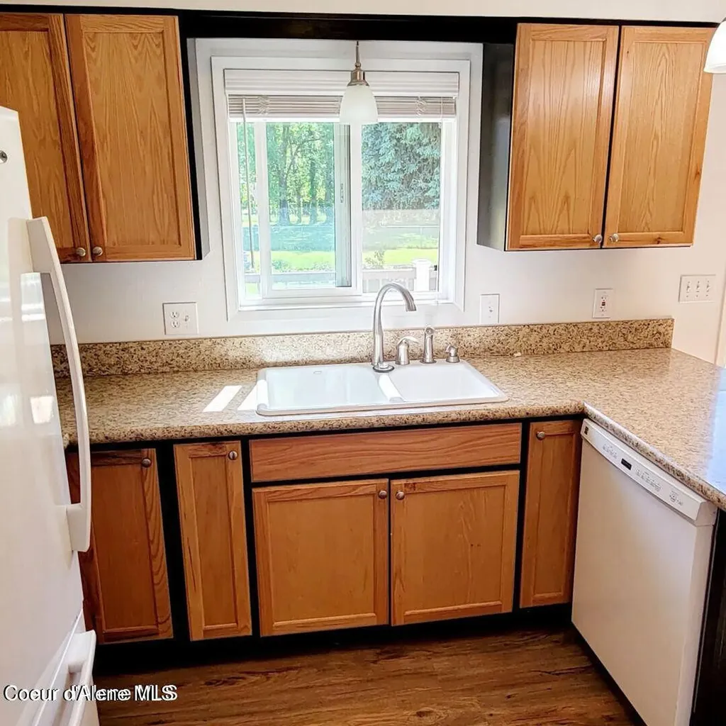9636 N Idaho Road Post Falls ID 83854