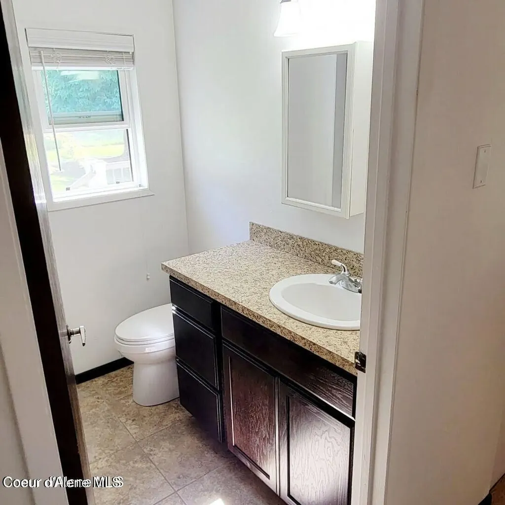 9636 N Idaho Road Post Falls ID 83854