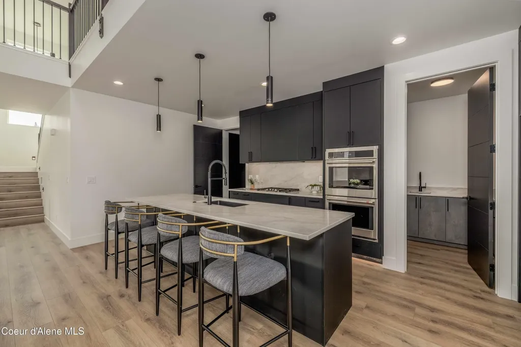 1189 E Sleeping Deer Avenue Hayden ID 83835