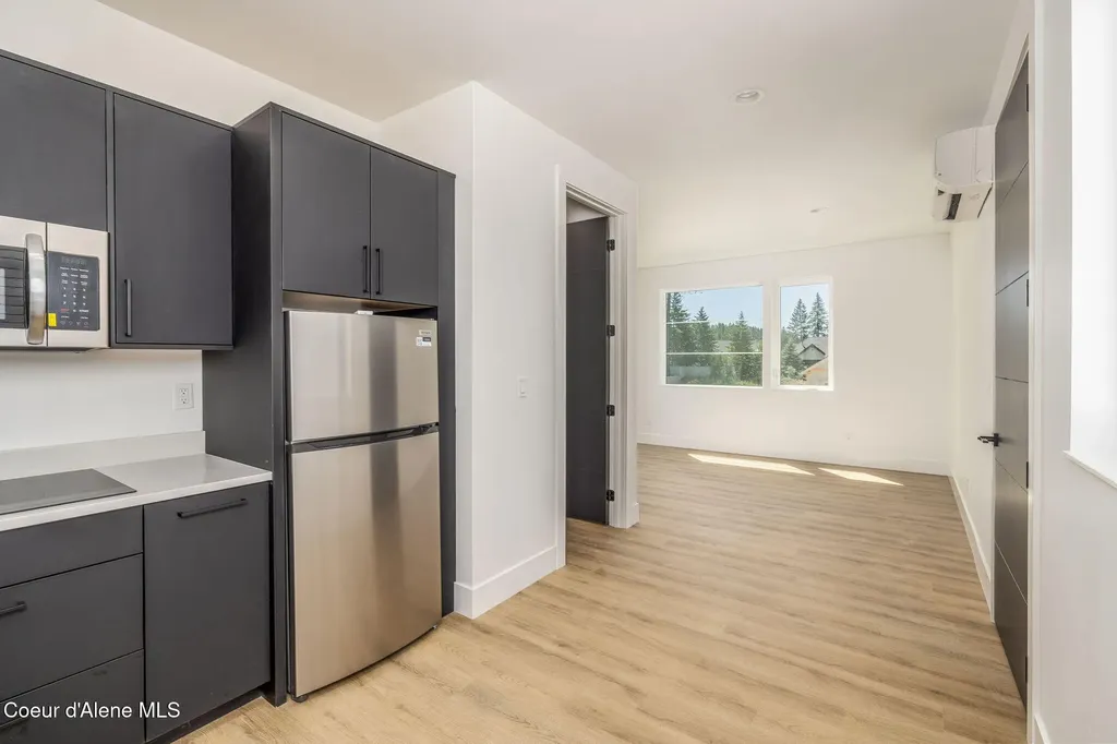 1189 E Sleeping Deer Avenue Hayden ID 83835