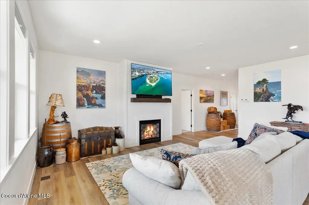 2058 S Aspen Way Sandpoint ID 83864