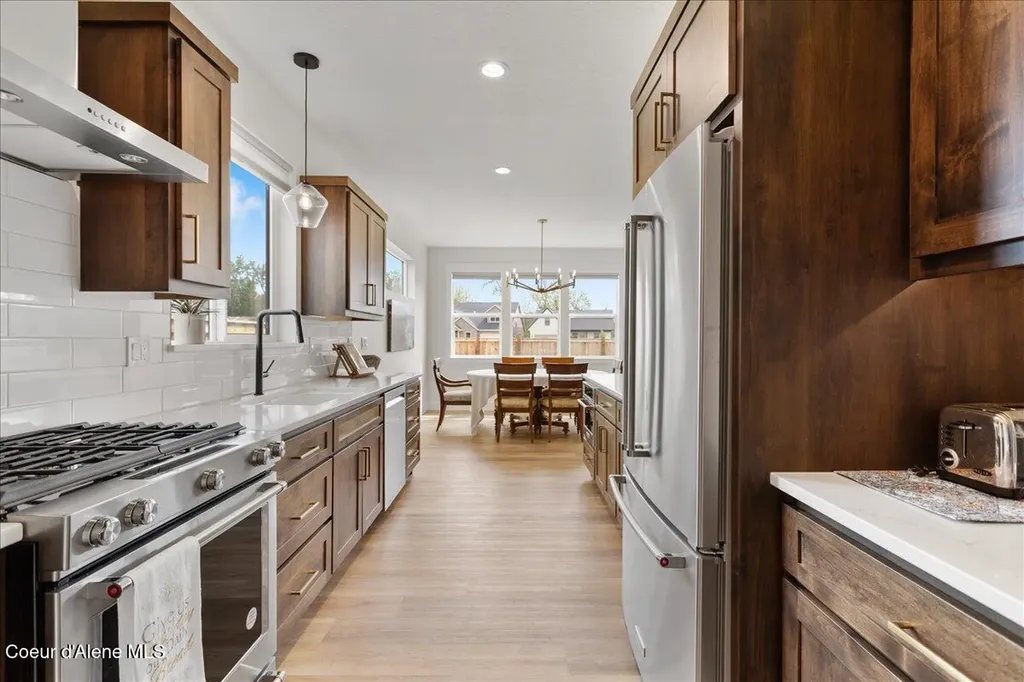 2058 S Aspen Way Sandpoint ID 83864