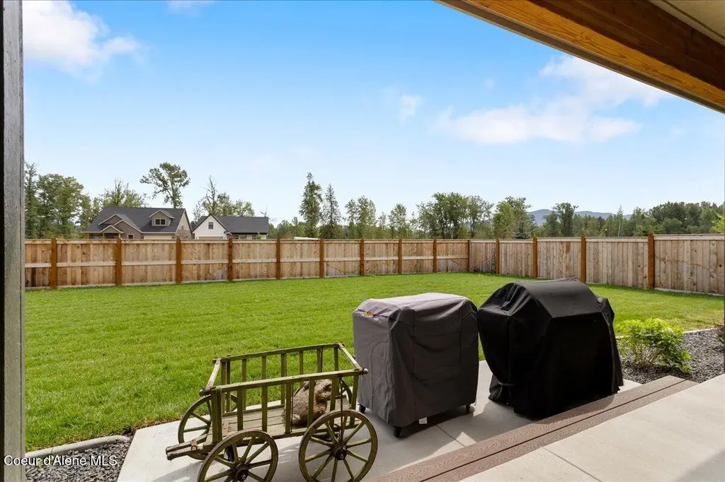 2058 S Aspen Way Sandpoint ID 83864