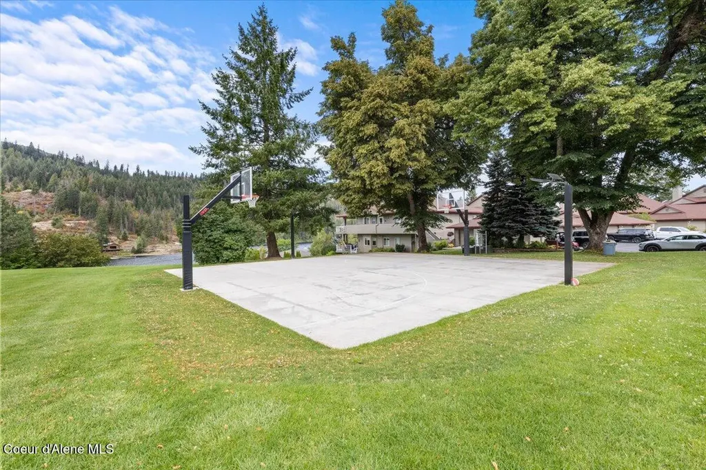 5276 W Racquet Road Rathdrum ID 83858