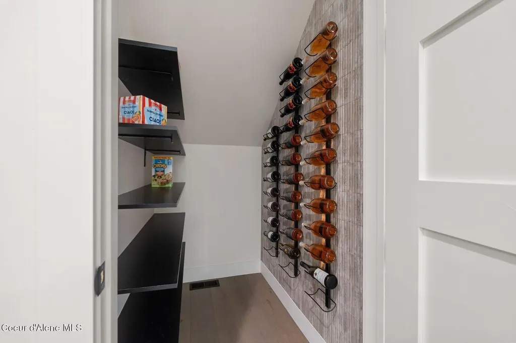 1083 S Idaho Club Drive Sandpoint ID 83864