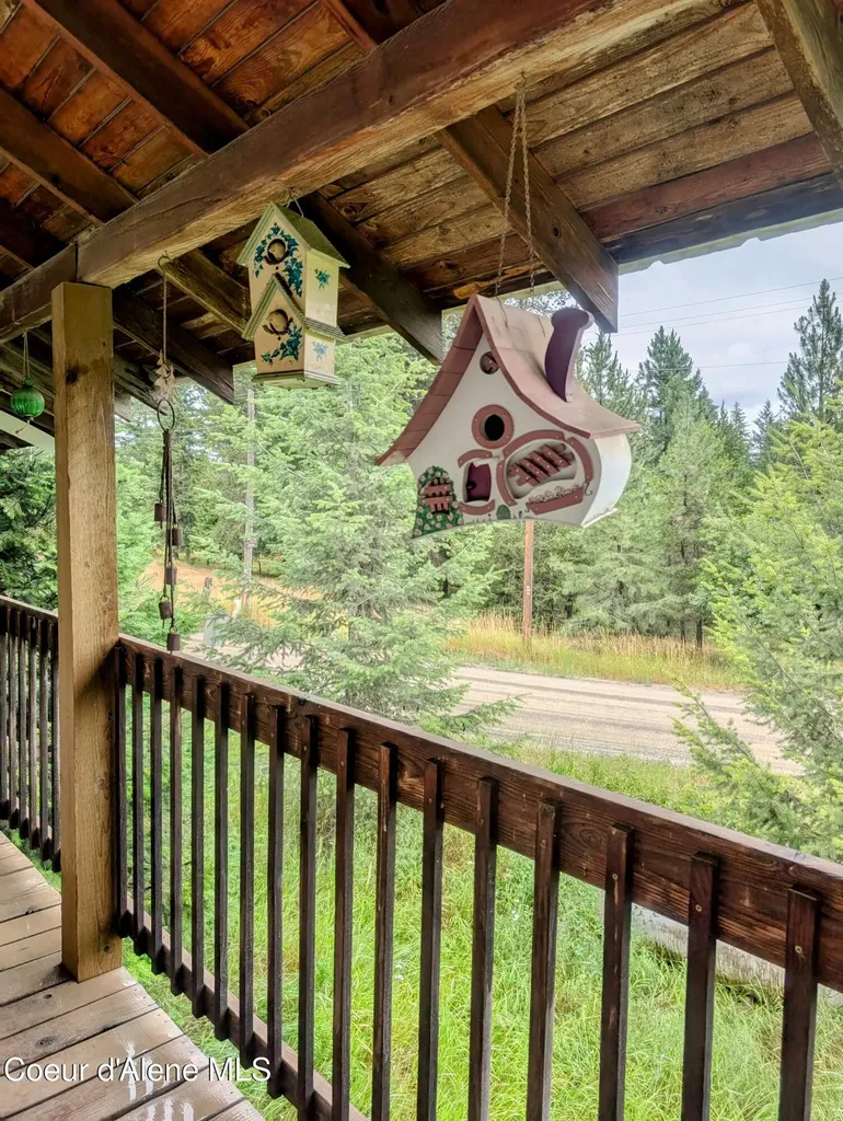 6702 Kelso Lake Road Athol ID 83801