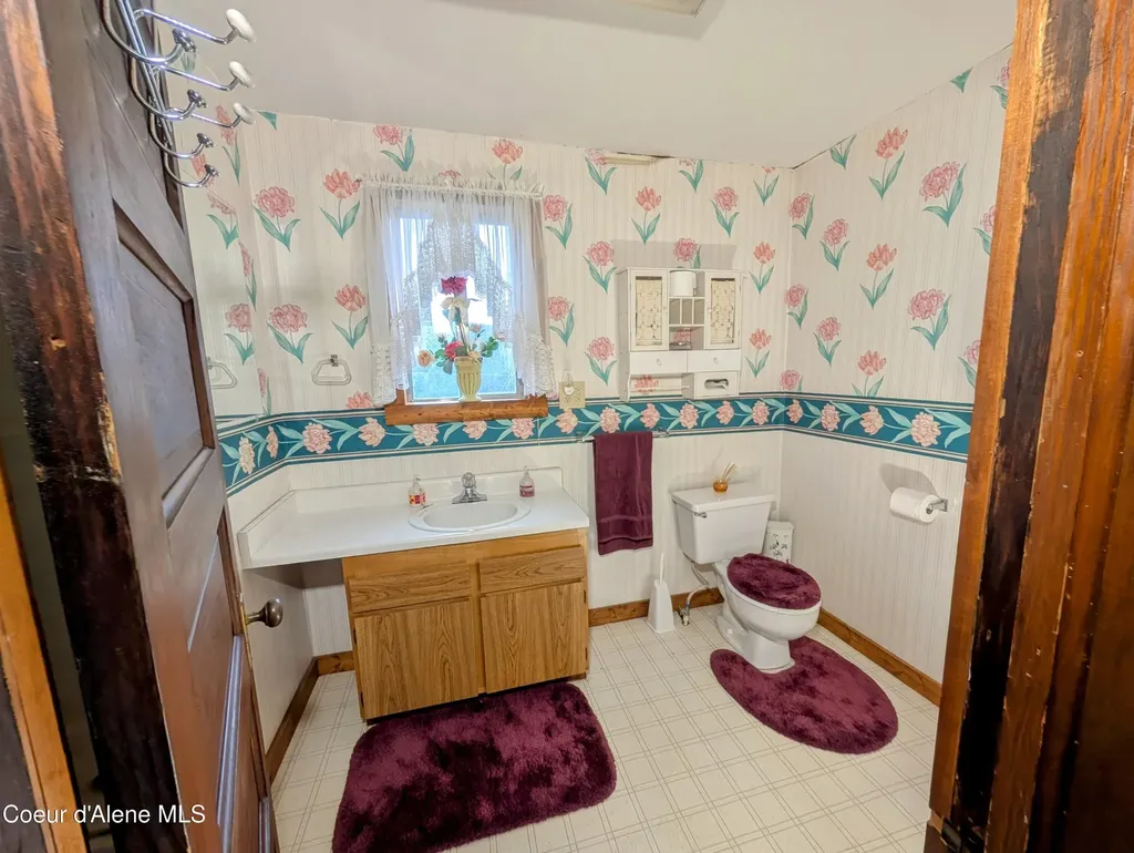 6702 Kelso Lake Road Athol ID 83801