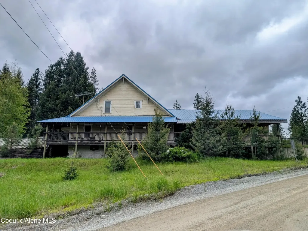 6702 Kelso Lake Road Athol ID 83801