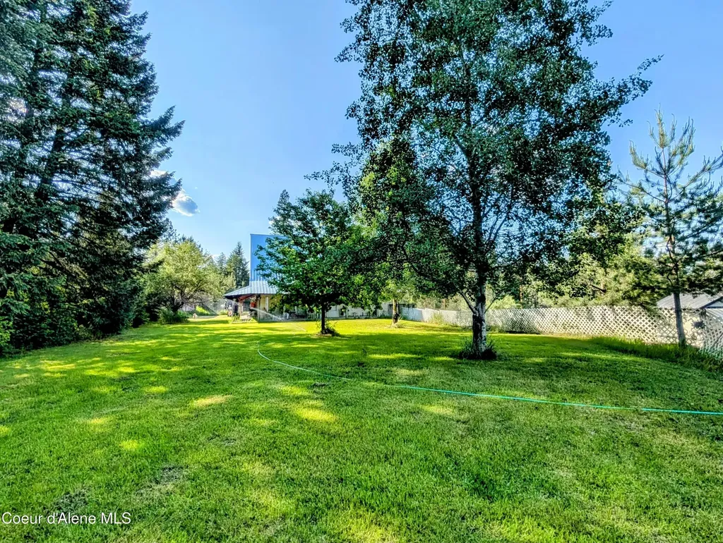 6702 Kelso Lake Road Athol ID 83801