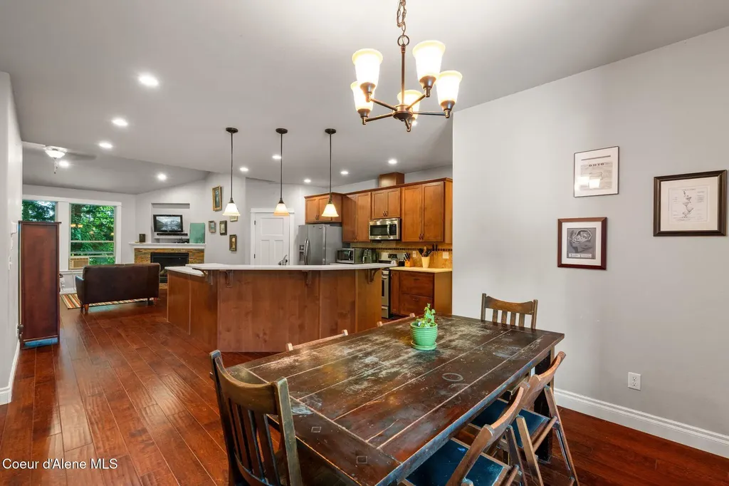 4310 Burns Court Sandpoint ID 83864
