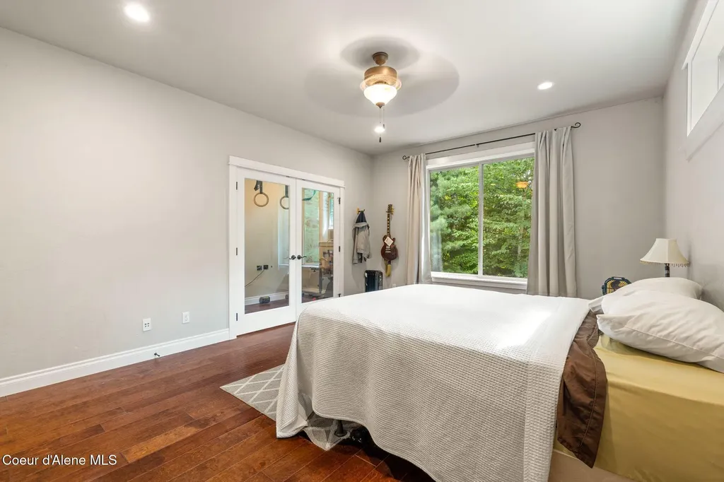 4310 Burns Court Sandpoint ID 83864