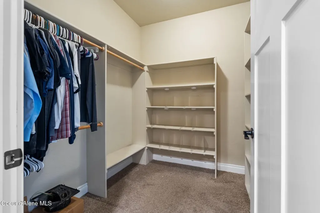4310 Burns Court Sandpoint ID 83864