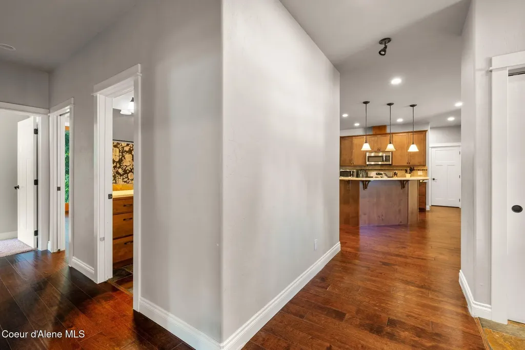 4310 Burns Court Sandpoint ID 83864