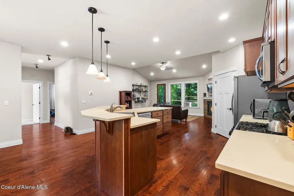4310 Burns Court Sandpoint ID 83864