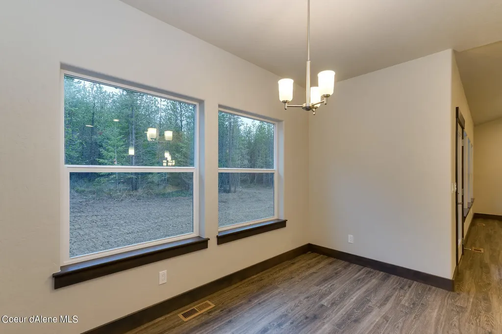 12664 E Howard Road Athol ID 83801