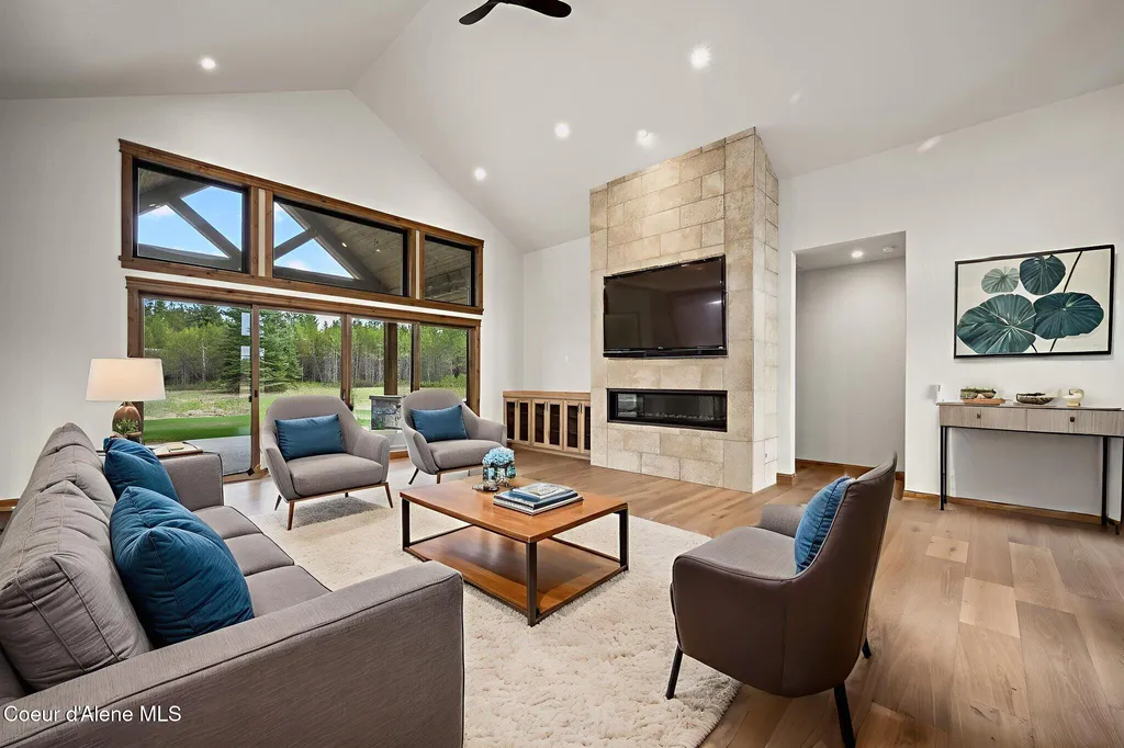 15556 N Mountain View Road Rathdrum ID 83858