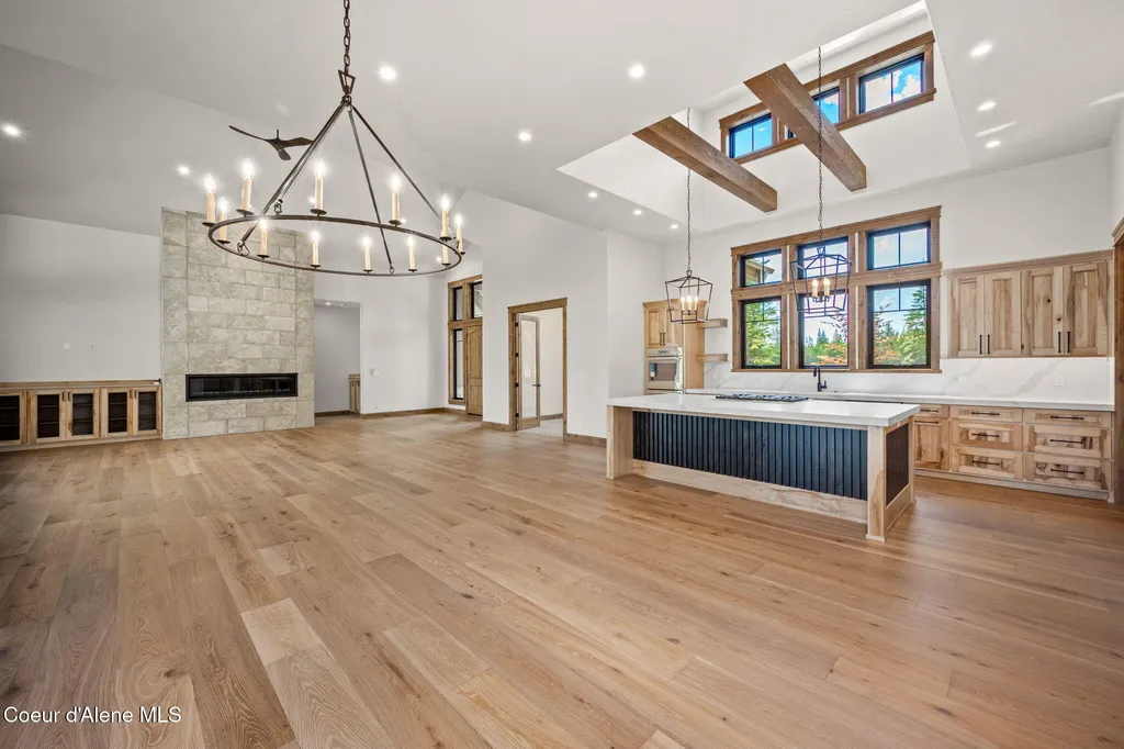15556 N Mountain View Road Rathdrum ID 83858