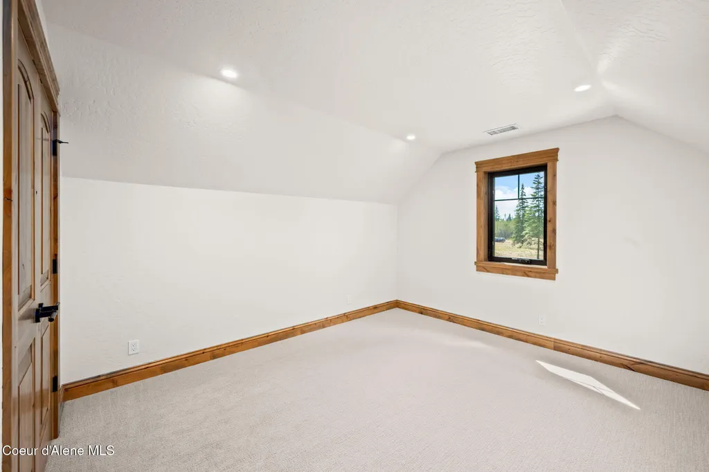 15556 N Mountain View Road Rathdrum ID 83858