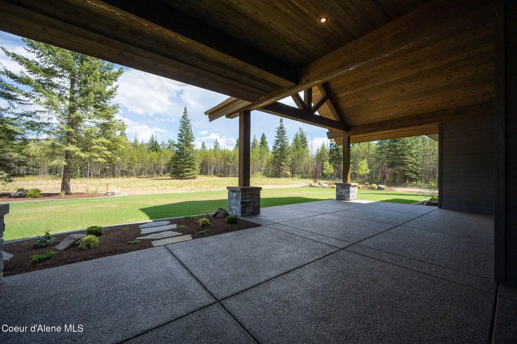 15556 N Mountain View Road Rathdrum ID 83858
