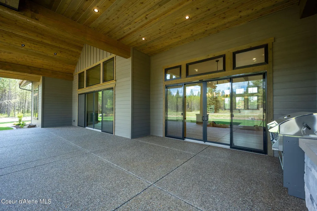 15556 N Mountain View Road Rathdrum ID 83858