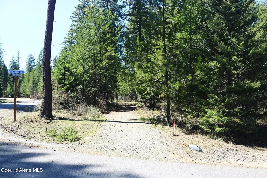 Nna Christensen Avenue Priest River ID 83856
