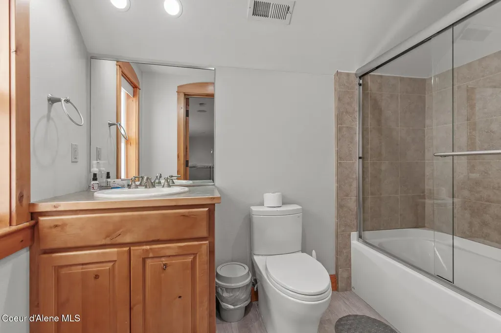 5401 E Lancaster Road Hayden ID 83835