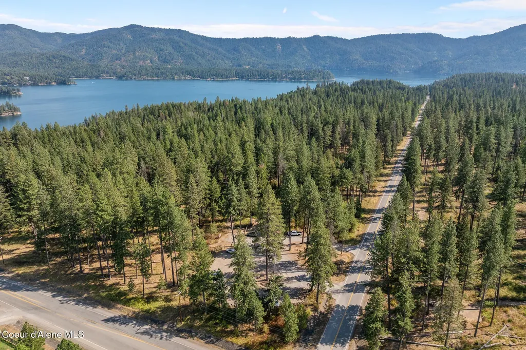 5401 E Lancaster Road Hayden ID 83835