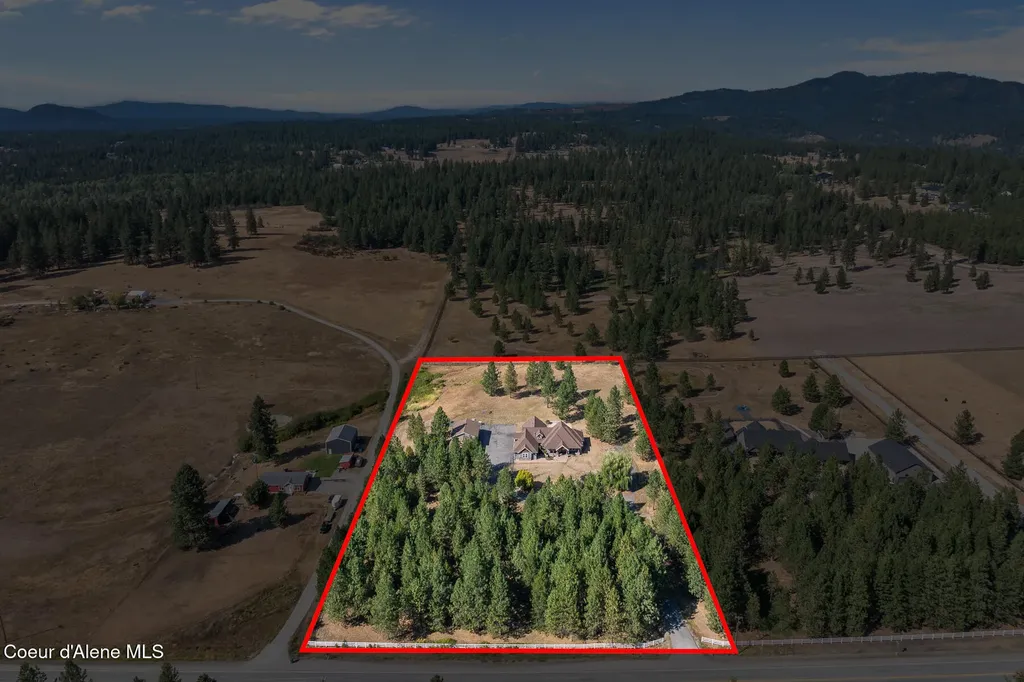 5401 E Lancaster Road Hayden ID 83835