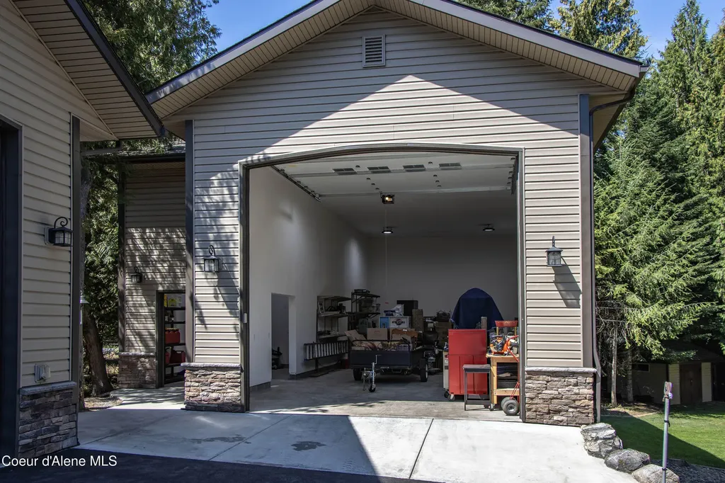 3951 Old Priest River Road Priest River ID 83856