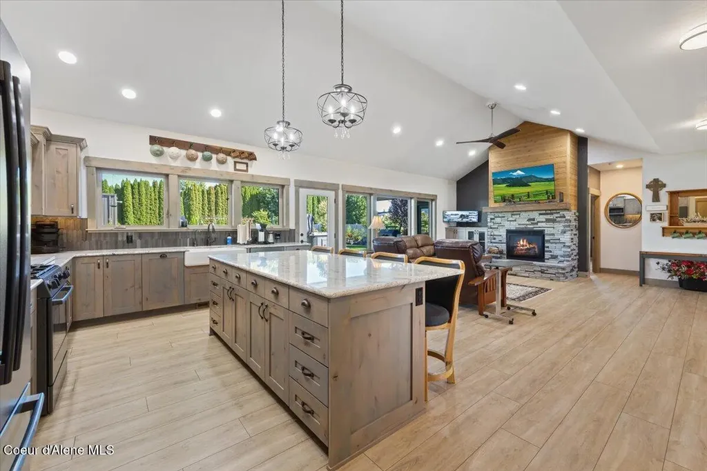 145 E Hanley Avenue Dalton Gardens ID 83815