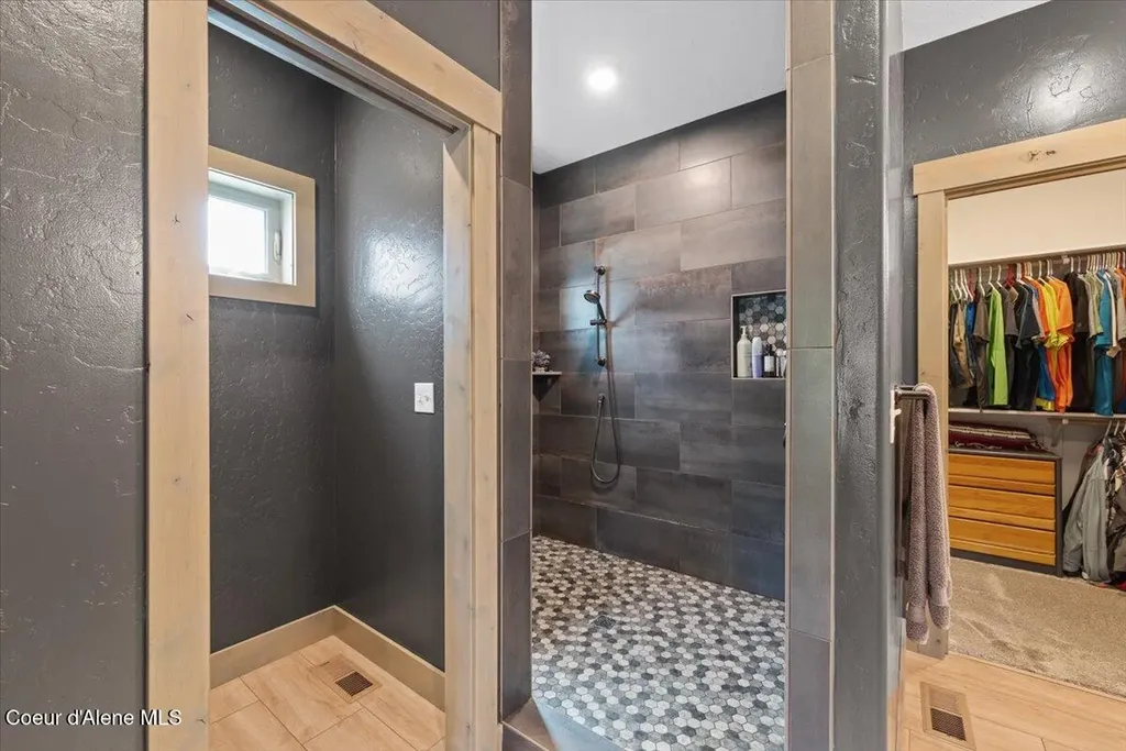 145 E Hanley Avenue Dalton Gardens ID 83815