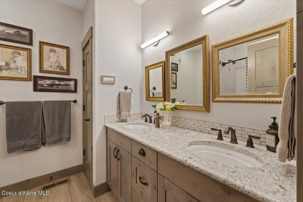 145 E Hanley Avenue Dalton Gardens ID 83815