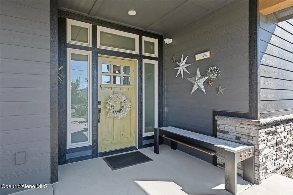 145 E Hanley Avenue Dalton Gardens ID 83815